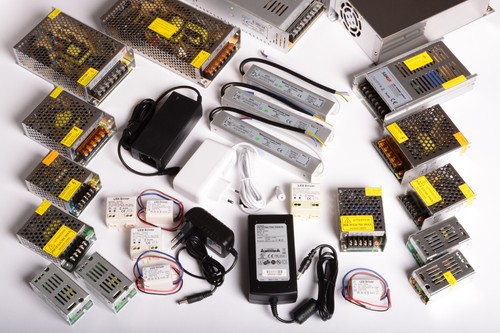 Alimentatore trasformatore - alimentatore,